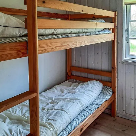 3 Bedroom Stunning In Prázdninový dům Anholt